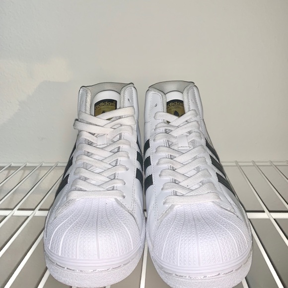 Adidas Pro Model Sneaker - Picture 3 of 8